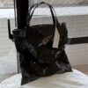 BAO BAO  三宅一生 ISSEY MIYAKE  6x6 炭灰色#亮面♥