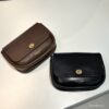韓國 Bucks&leather 鈕扣斜背包 #黑色