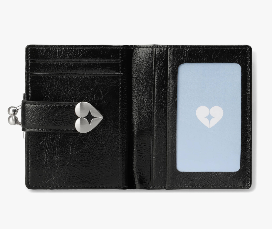 fennec CRINKLE HEARTY FRAME BRIDGE WALLET 愛心扣短夾 #黑色