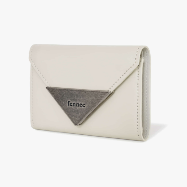 螢幕擷取畫面 2026-06-01 161109 fennec MATT TRIANGLE WALLET 短夾 #奶霜白